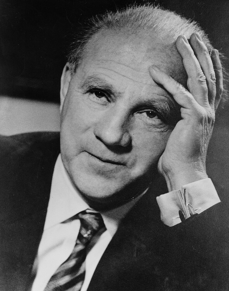 Werner Heisenberg (Photograph: American Institute of Physics, <a href='https://commons.wikimedia.org/wiki/File:Werner_Heisenberg.jpg' target='_blank'>Wikimedia Commons</a>)